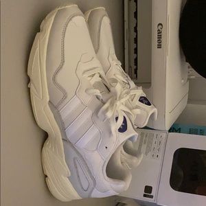 Mens Adidas Walking Shoes Yung 96 White Sneakers